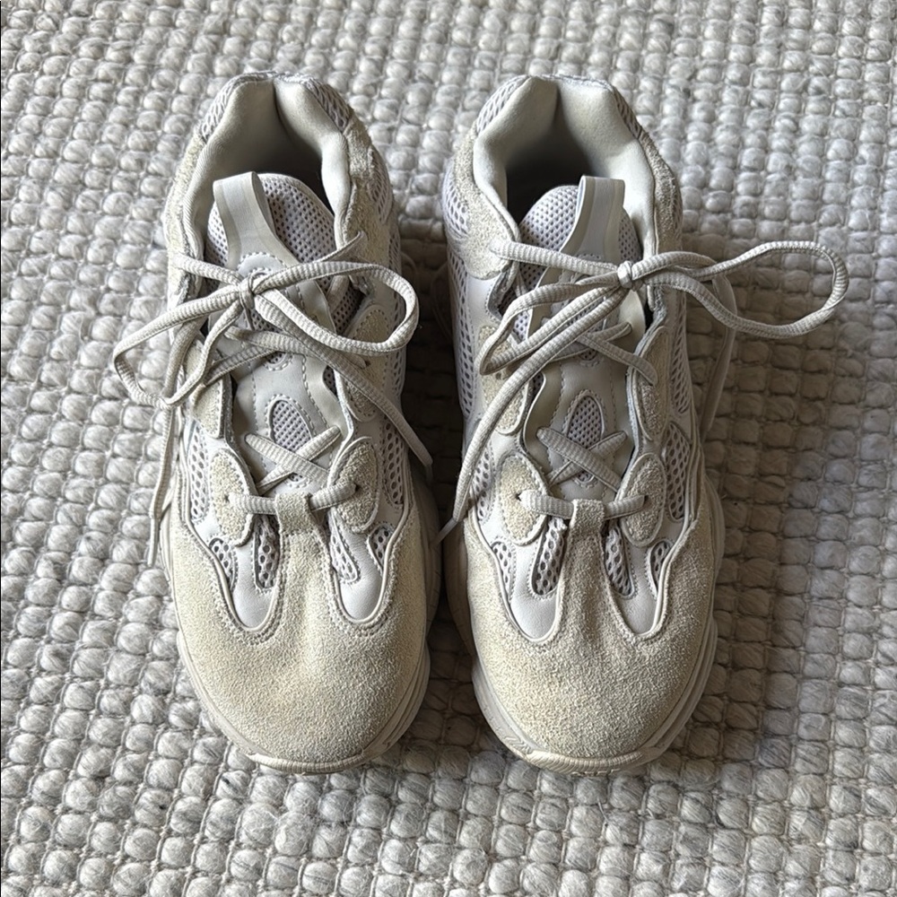 Yeezy Cream Athletic Shoes with Chunky Design